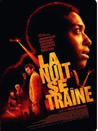 La nuit se traine